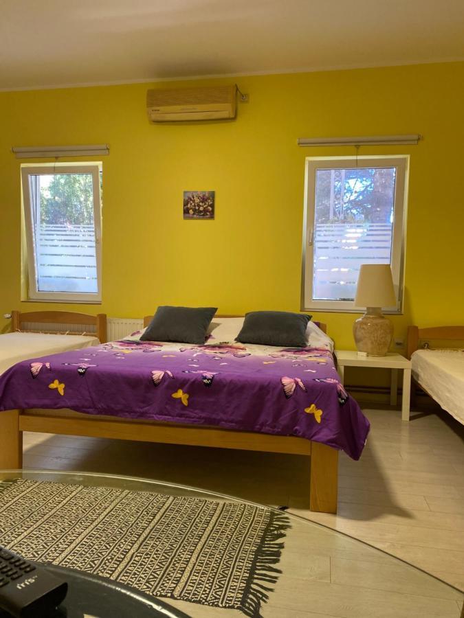 Maslina Rooms Semêndria Exterior foto